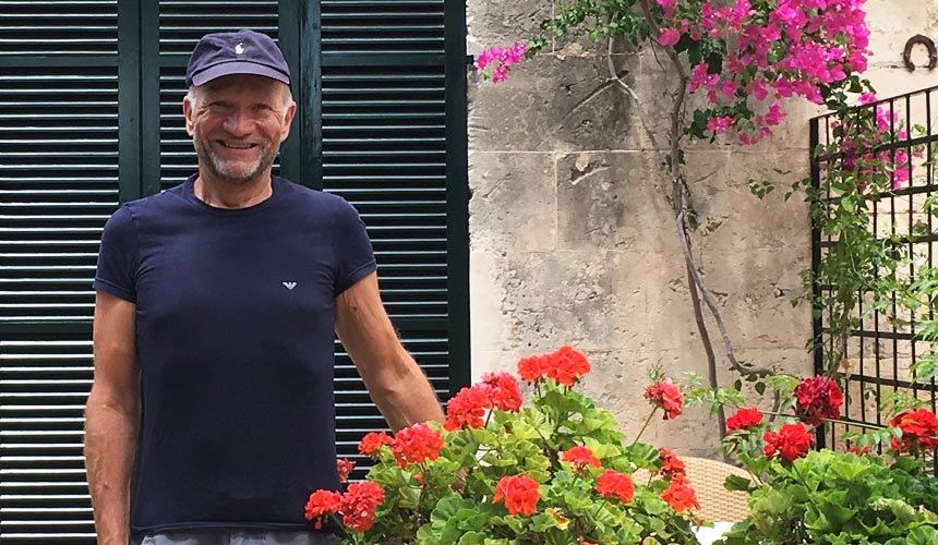 Finn Williams byder velkommen