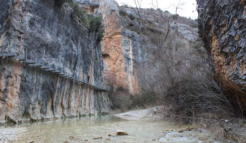 Pyrenæerne og Ebro deltaet